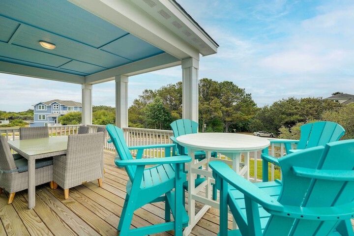 Corolla Vacation Rental w / Pool Walk to Beach!