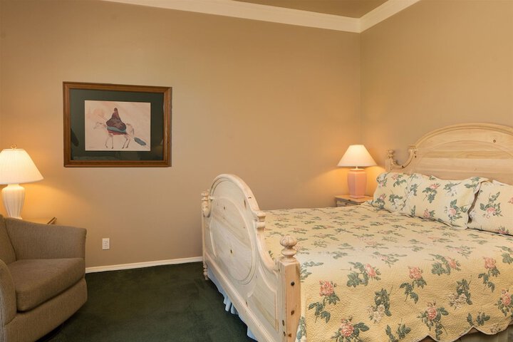 Room 50 of 92