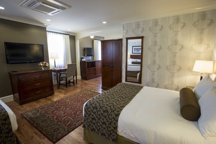 Hume Hotel & Spa
