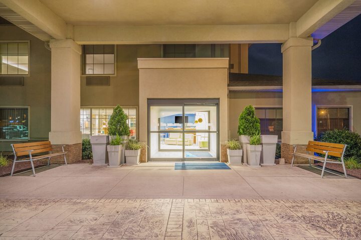 Hotel 4 of 54