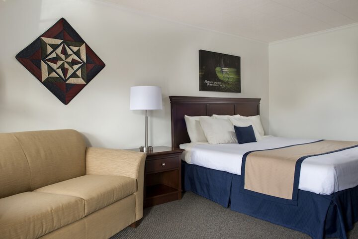 Room 10 of 34