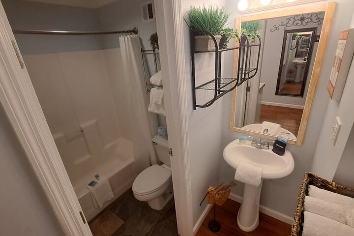 Room 45 of 159