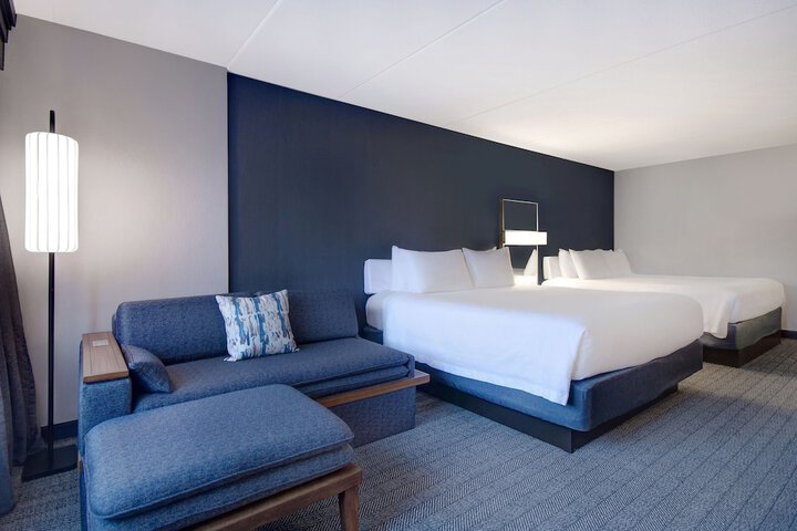 Room 34 of 58