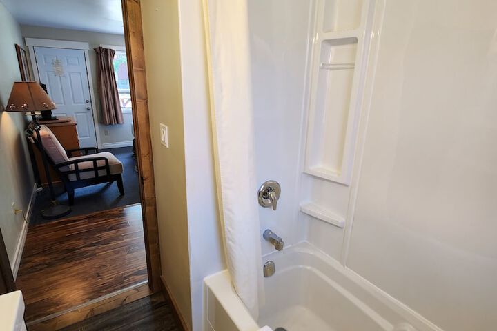 Room 181 of 191