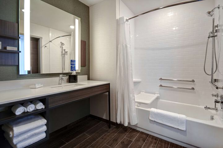 Hilton Garden Inn Kalamazoo