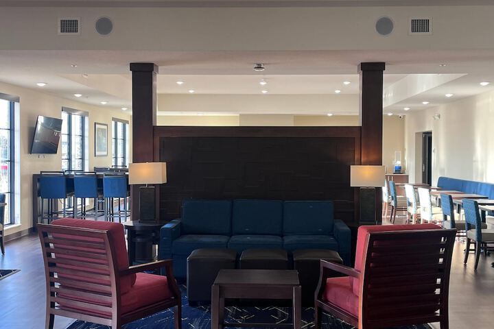 Comfort Inn & Suites North Mankato
