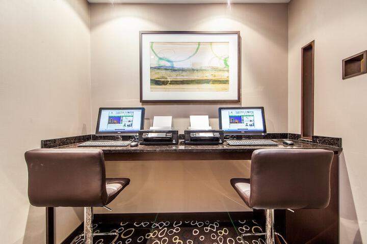 Holiday Inn Laval Montréal by IHG