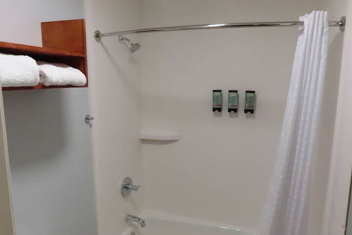 Room 19 of 25