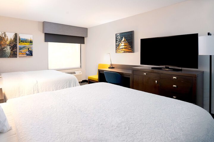 Room 35 of 73
