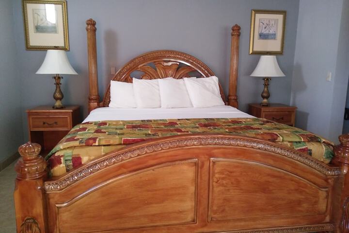 Room 14 of 21