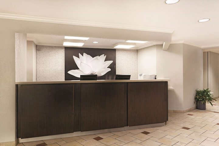 Hotel Interior 14 of 60
