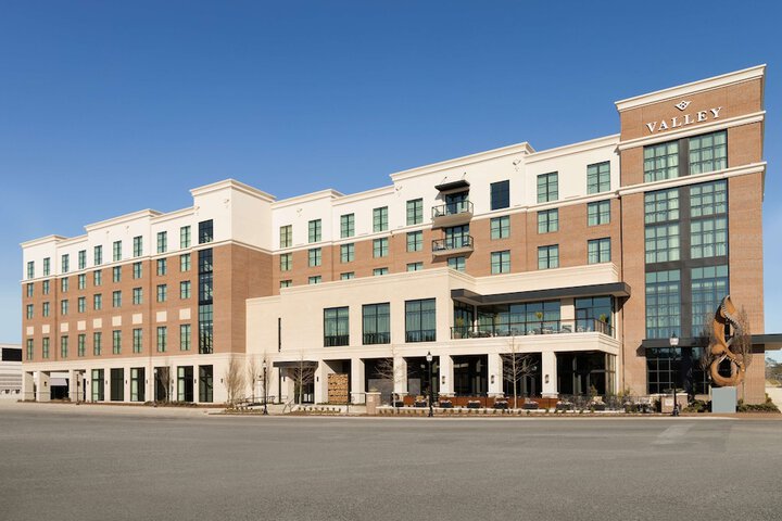 Valley Hotel Homewood Birmingham Curio Collection by Hilton