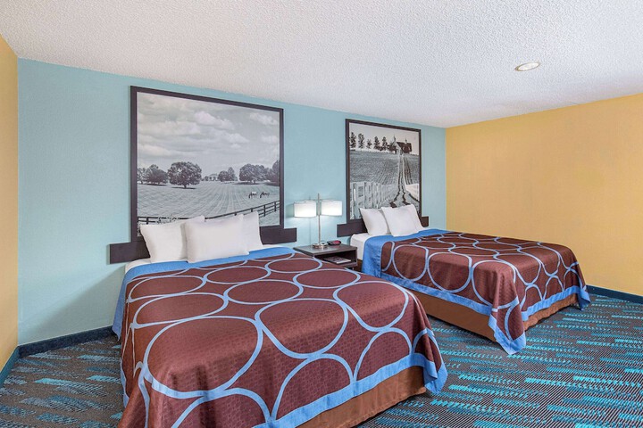 Super 8 by Wyndham Somerset