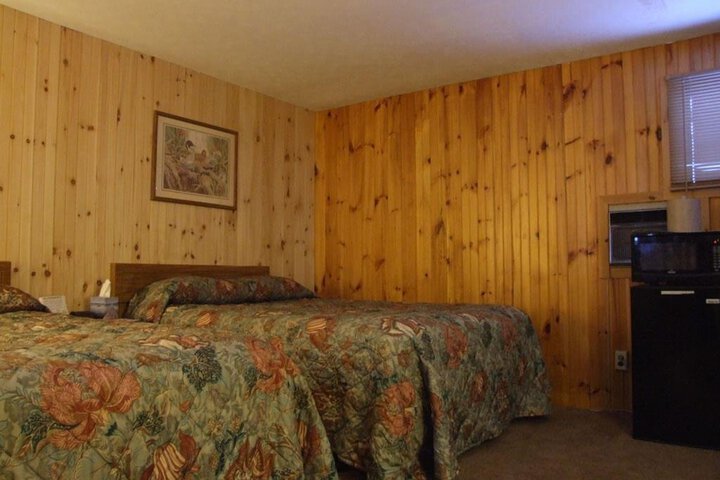 Dreamland Motel