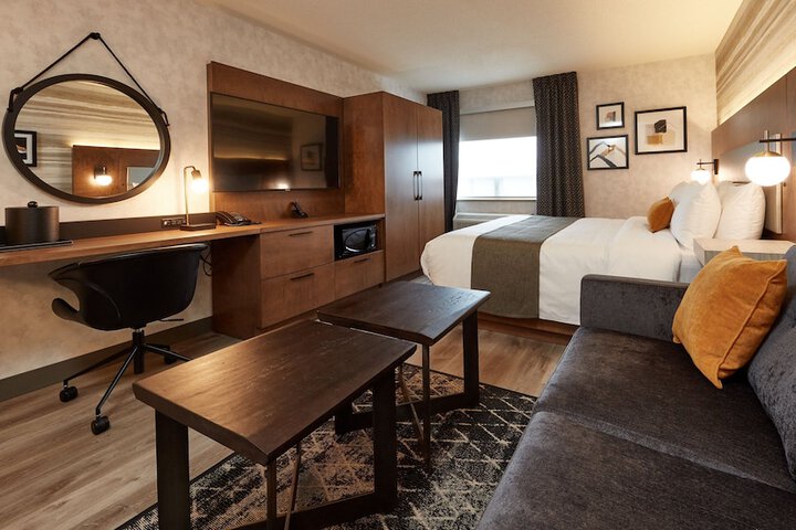 Room 51 of 72
