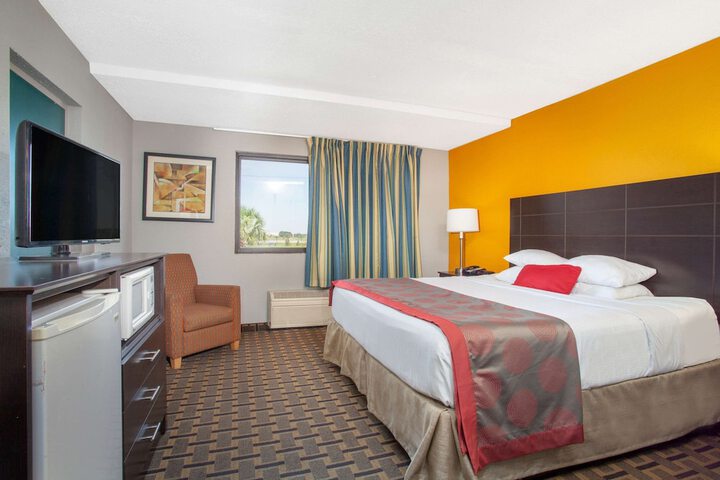 Room 22 of 45