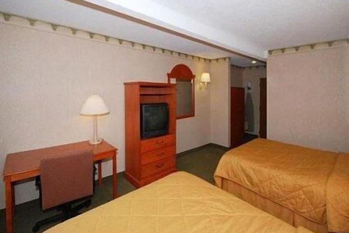 Room 26 of 36