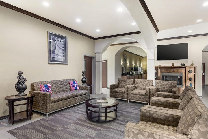 Best Western Red River Inn & Suites