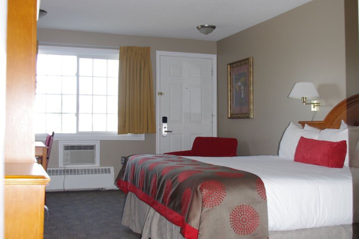 Room 32 of 70