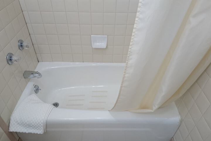 Heritage Inn