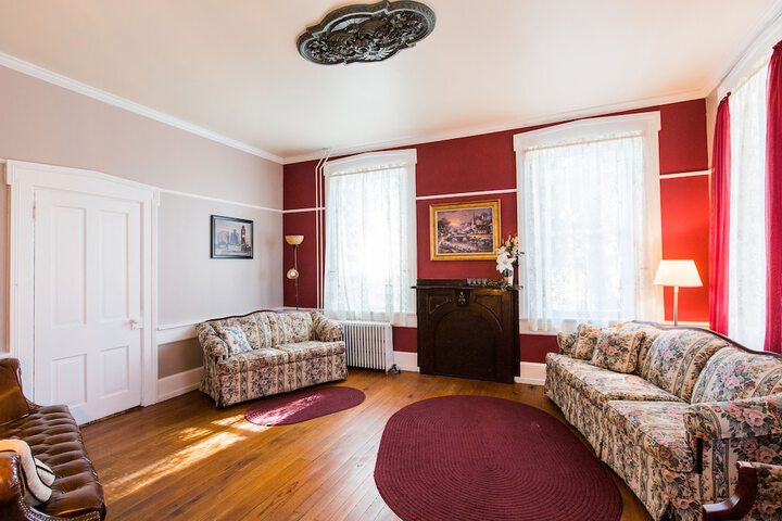 Room 47 of 73