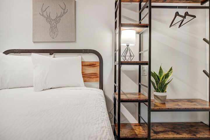 The Block Hotel & Commons