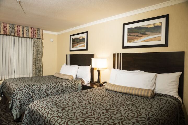 Room 12 of 30