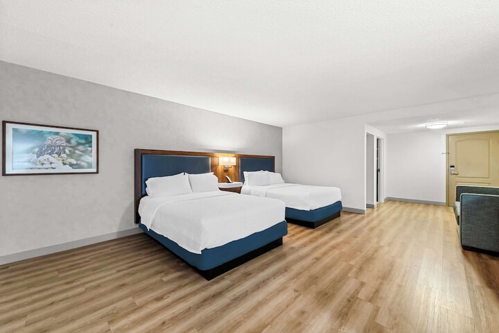 Room 17 of 45