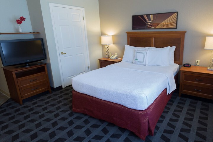 Room 14 of 46
