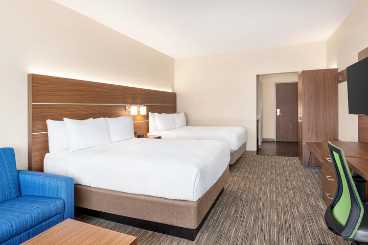 Room 21 of 48