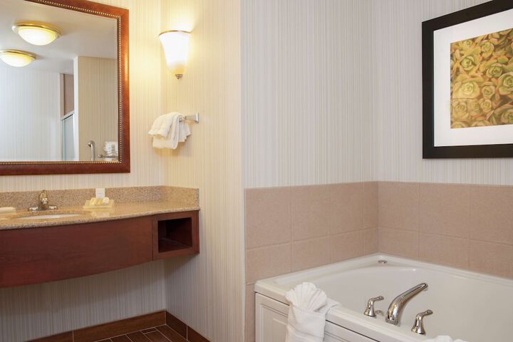 Room 17 of 41