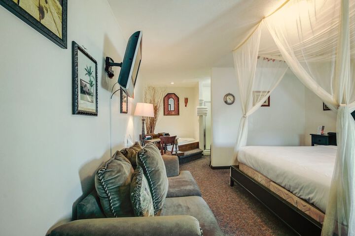 Room 52 of 54