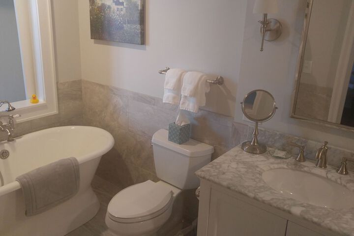 Harbor House Inn