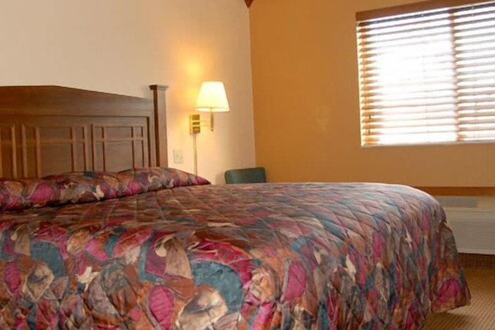 Room 5 of 5