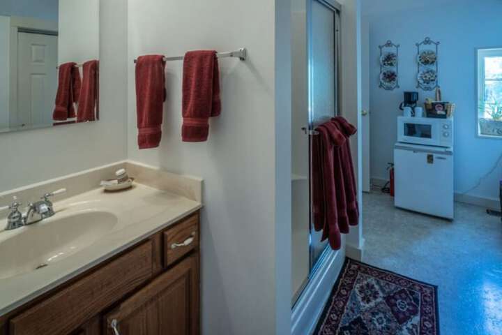 Stone Haus Bed & Breakfast