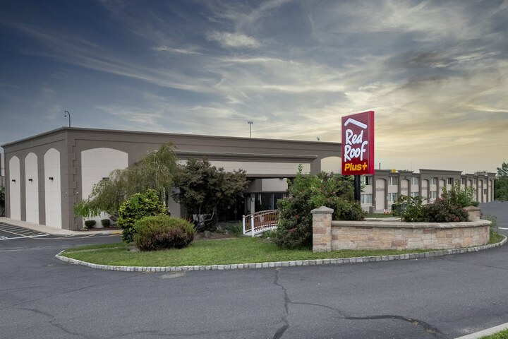 Hotel 2 of 50