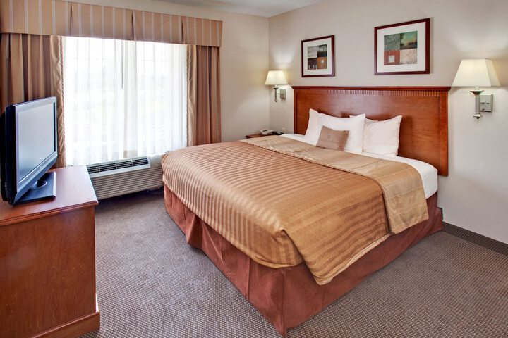 Room 8 of 17