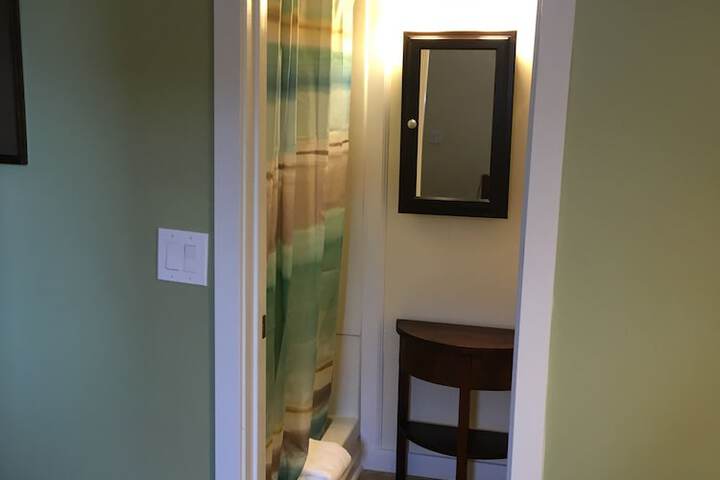 Room 49 of 65