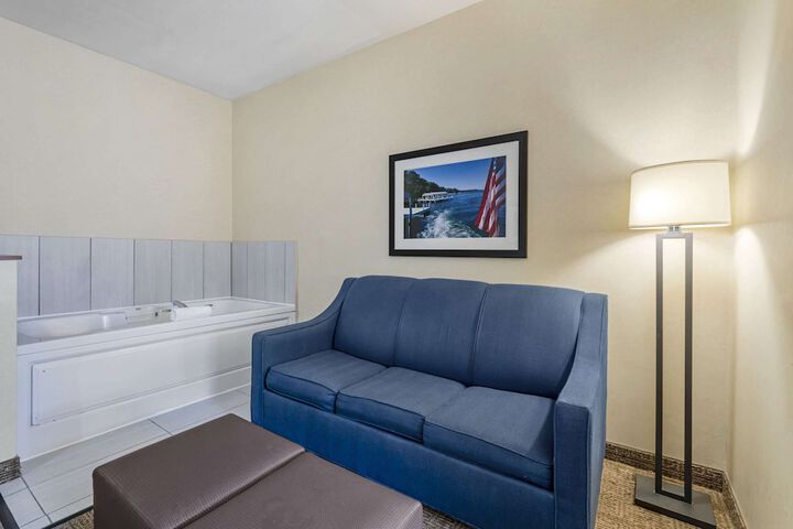 Room 13 of 52