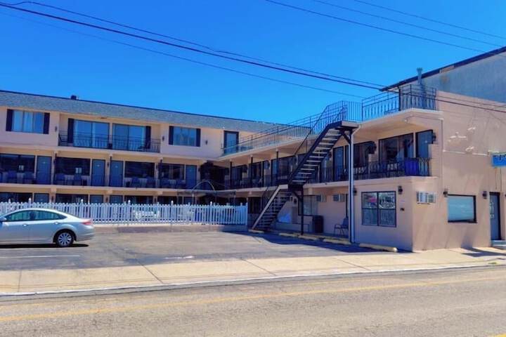 Paradise Inn