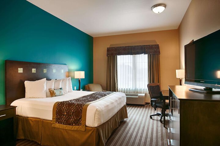 Room 11 of 26
