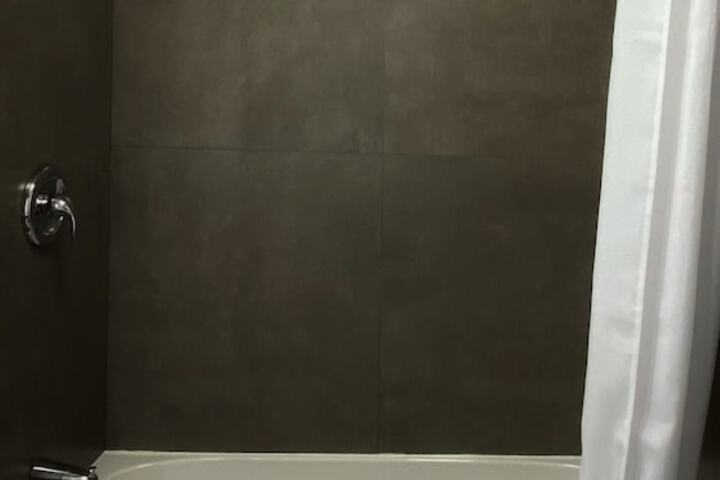 Room 27 of 54