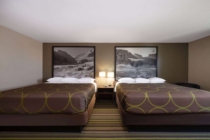 Super 8 by Wyndham Belgrade / Bozeman Airport