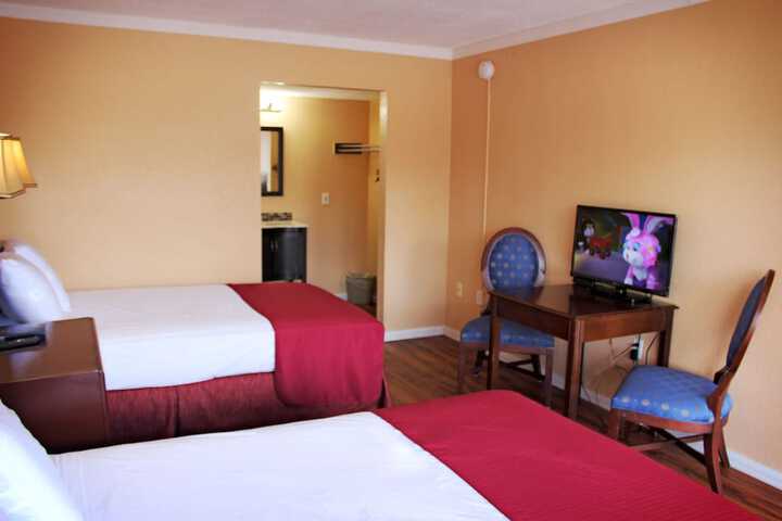 Room 16 of 19