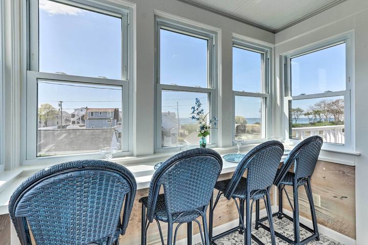 Westbrook Home w / Ocean Views - Walk to Beach