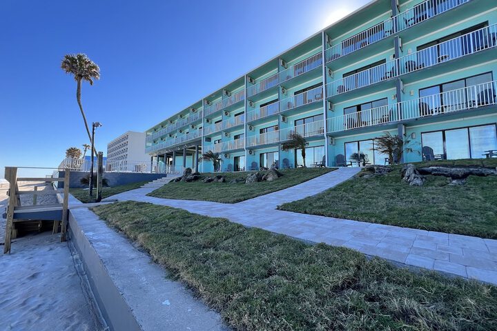 Hotel 4 of 39