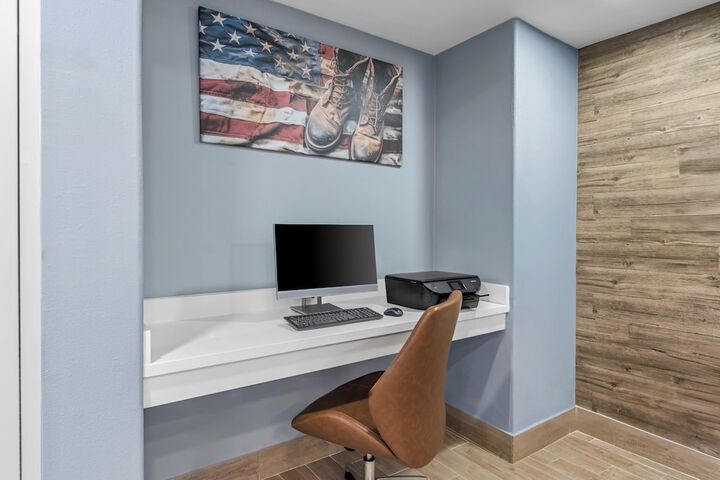 Candlewood Suites VICTORIA by IHG