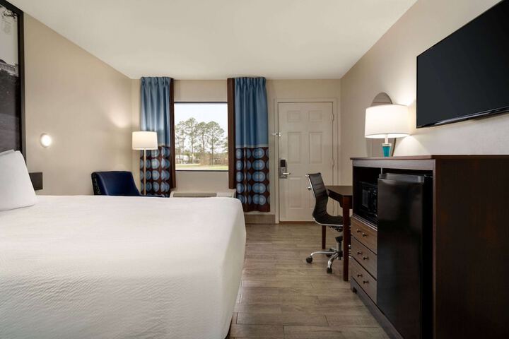 Room 14 of 45