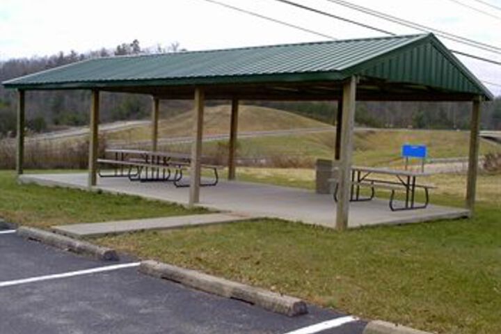 Campton Parkway Inn