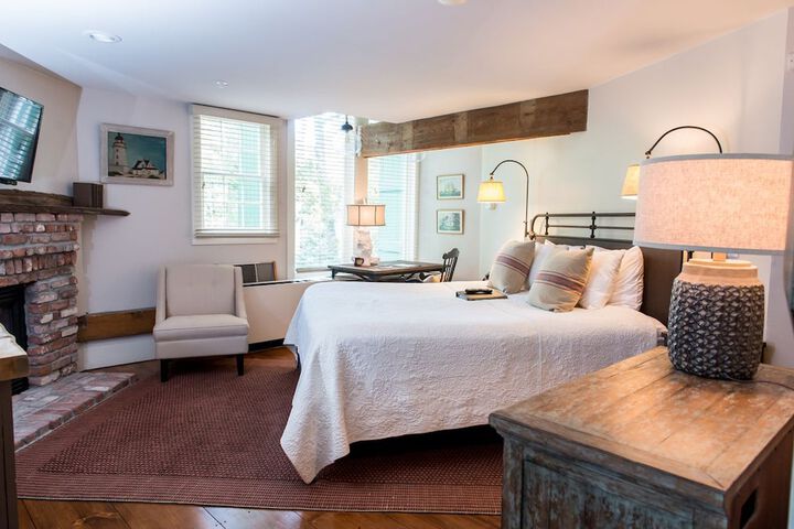 Room 21 of 50